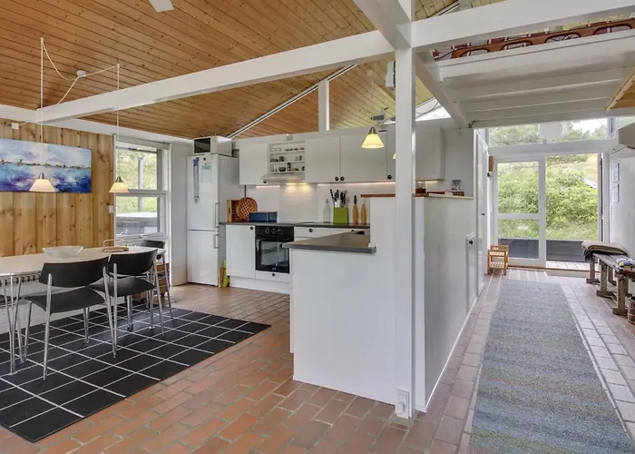 Alin - 600m From The Sea By Interhome *